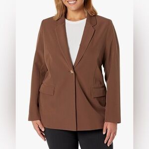 The Drop Blake blazer. Excellent pre-owned condition. Size M. Chocolate Brown